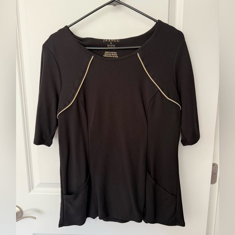 Jaanuu black scrub top